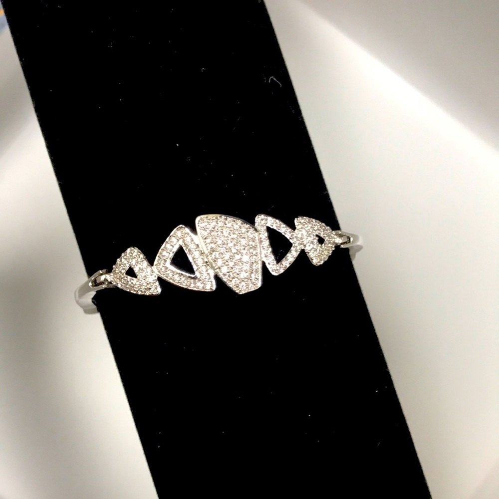 Beautiful white gold plated crystal bracelet